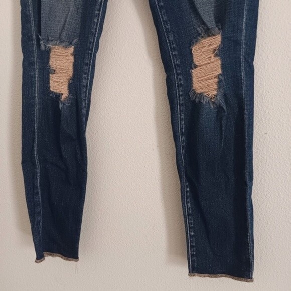 💫SALE💫 NEW NWOT L’Agence Olga High Rise Cigarette Jeans size.25 Strech - Picture 5 of 8